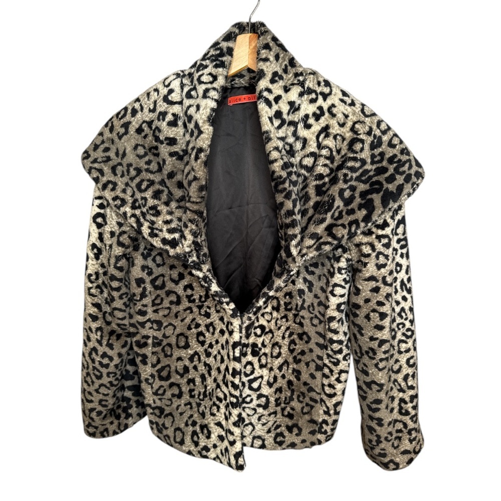 Alice + Olivia faux fur leopard print grey and black coat small